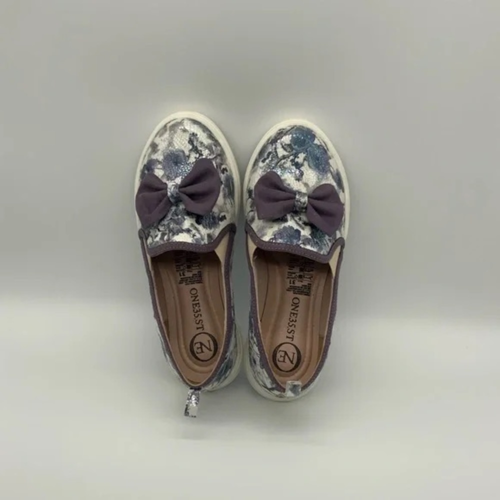 SLIP-ON FOR GIRLS,Azul Vegan Glitter Florar Pattern, Size # 31